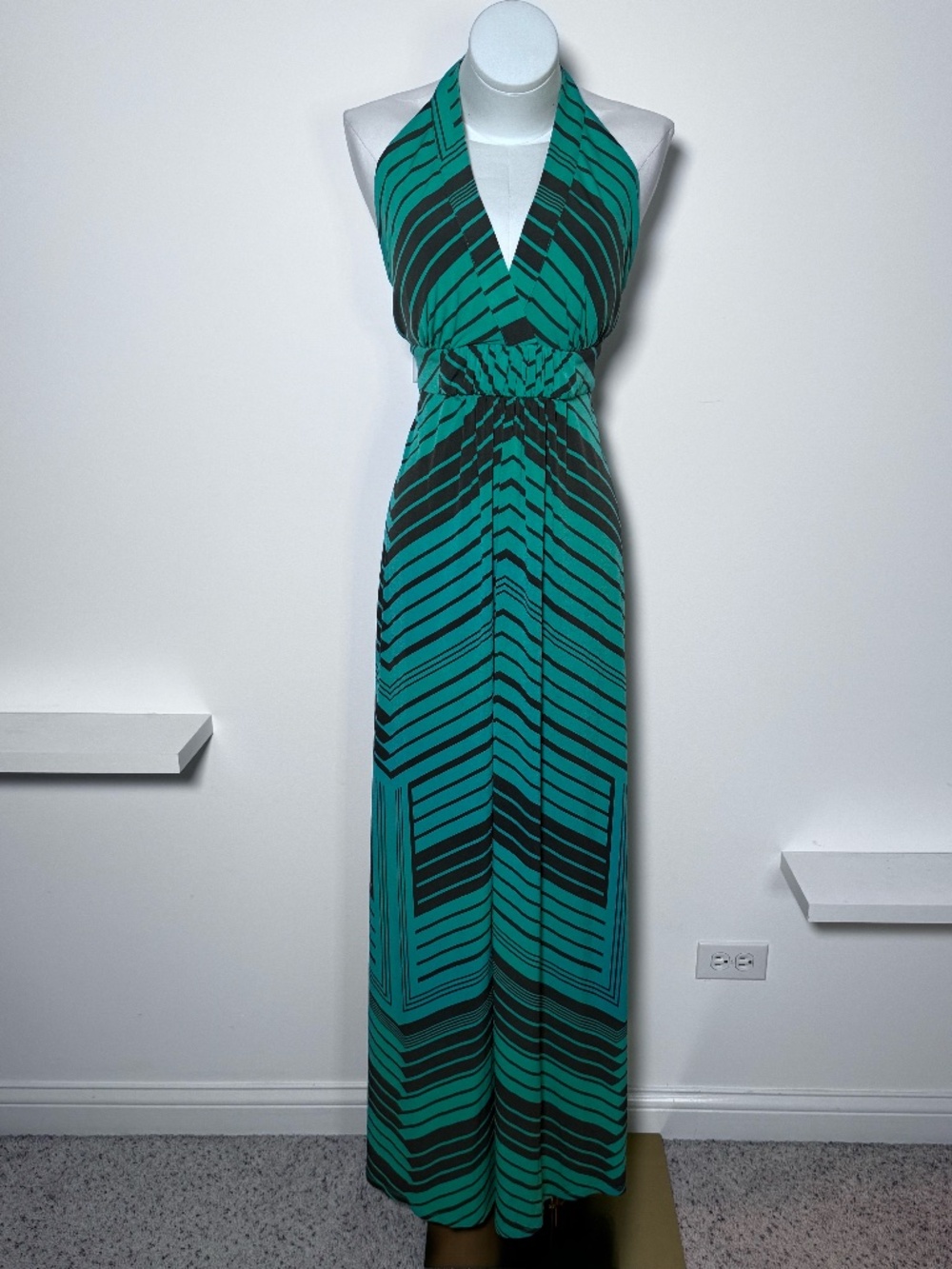 Jessica Simpson Turquoise Gray Halter Maxi Dress Medium NWOT (26091)
